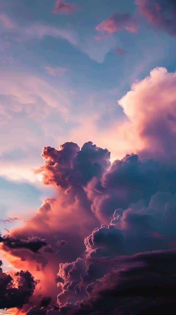 Scenic Cloudy Sky during Golden Hour | HD Wallpapers and Nature Images with Love and Pink Themes